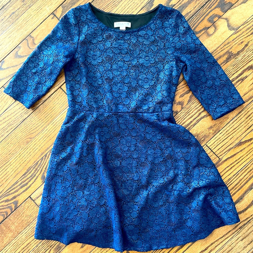 Lace holiday dress